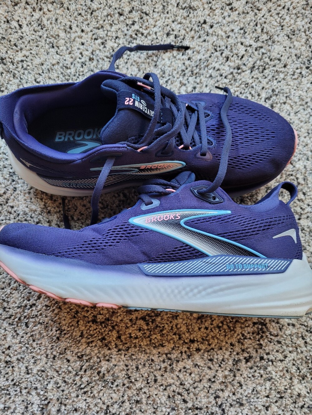 Brooks Women's Purple and Pink Athletic Running Shoes